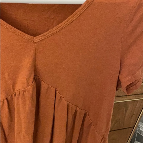 Beautiful orange anthropology tee - Picture 3 of 3